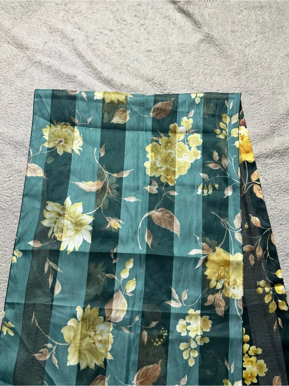 Unbranded Scarf Womens OS Green Yellow Floral Rectangle Lightweight Sheer Pretty